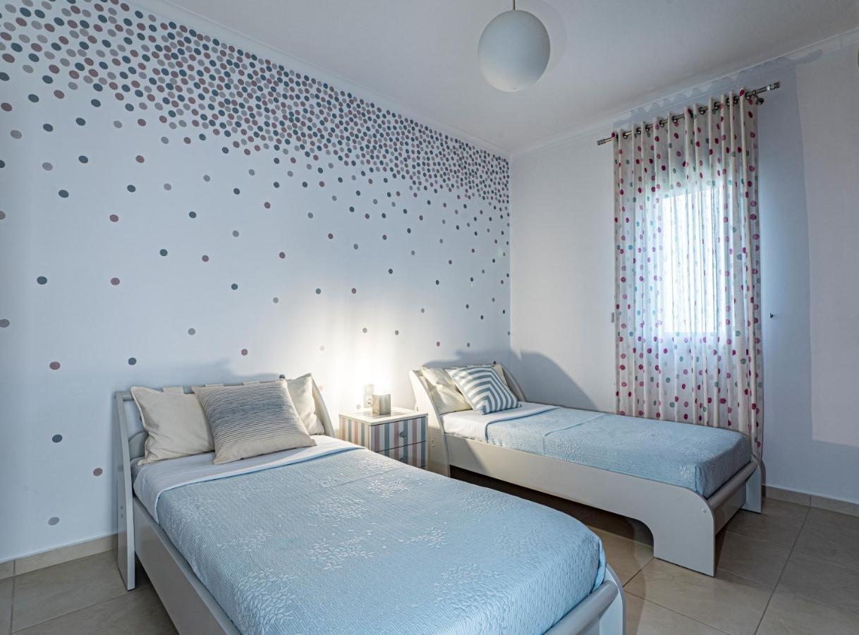 Krissa Villa Sfáka Buitenkant foto