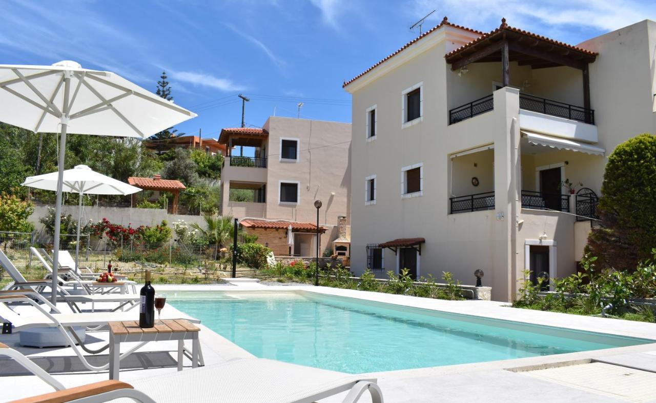 Krissa Villa Sfáka Buitenkant foto