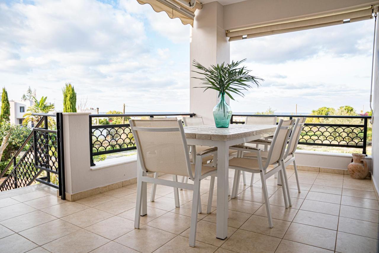 Krissa Villa Sfáka Buitenkant foto