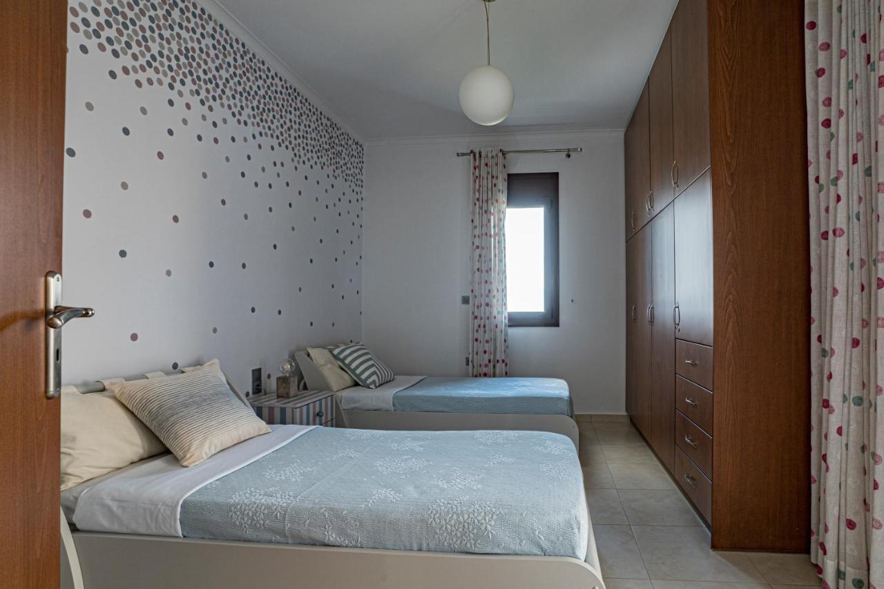 Krissa Villa Sfáka Buitenkant foto